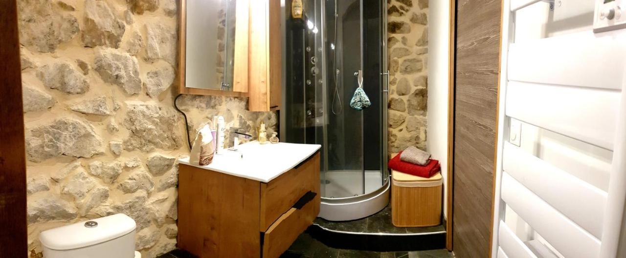 L'Huile Et L'Eau Apartman Antraigues Kültér fotó