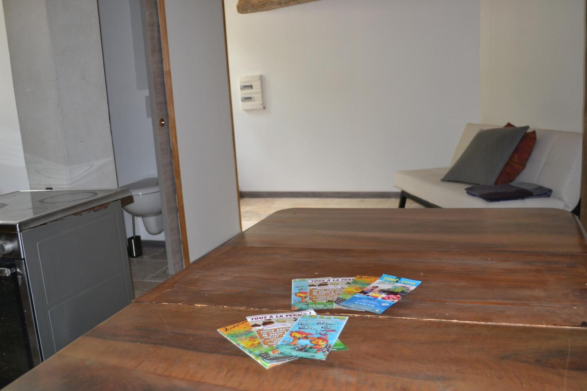 L'Huile Et L'Eau Apartman Antraigues Kültér fotó